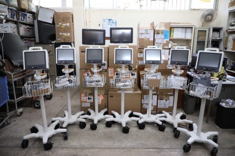 El Gobierno del Estado dota de 69 nuevos monitores de signos vitales a hospitales públicos del estado