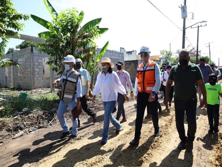 Fortalece Yolanda Osuna Huerta el bienestar a través de los huertos familiares de traspatio