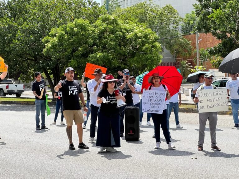 Protesta en Quintana Roo: Magistrados y Trabajadores del Poder Judicial Rechazan la Reforma Judicial
