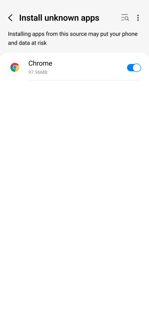 Permite la instalación desde fuentes desconocidas en los ajustes del iPhone o iPad.